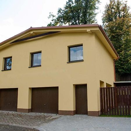 Apartmány Nad Parkem Broumov Kültér fotó